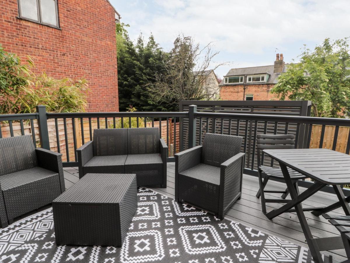 5 Westwood Road Villa Скарбъро Екстериор снимка